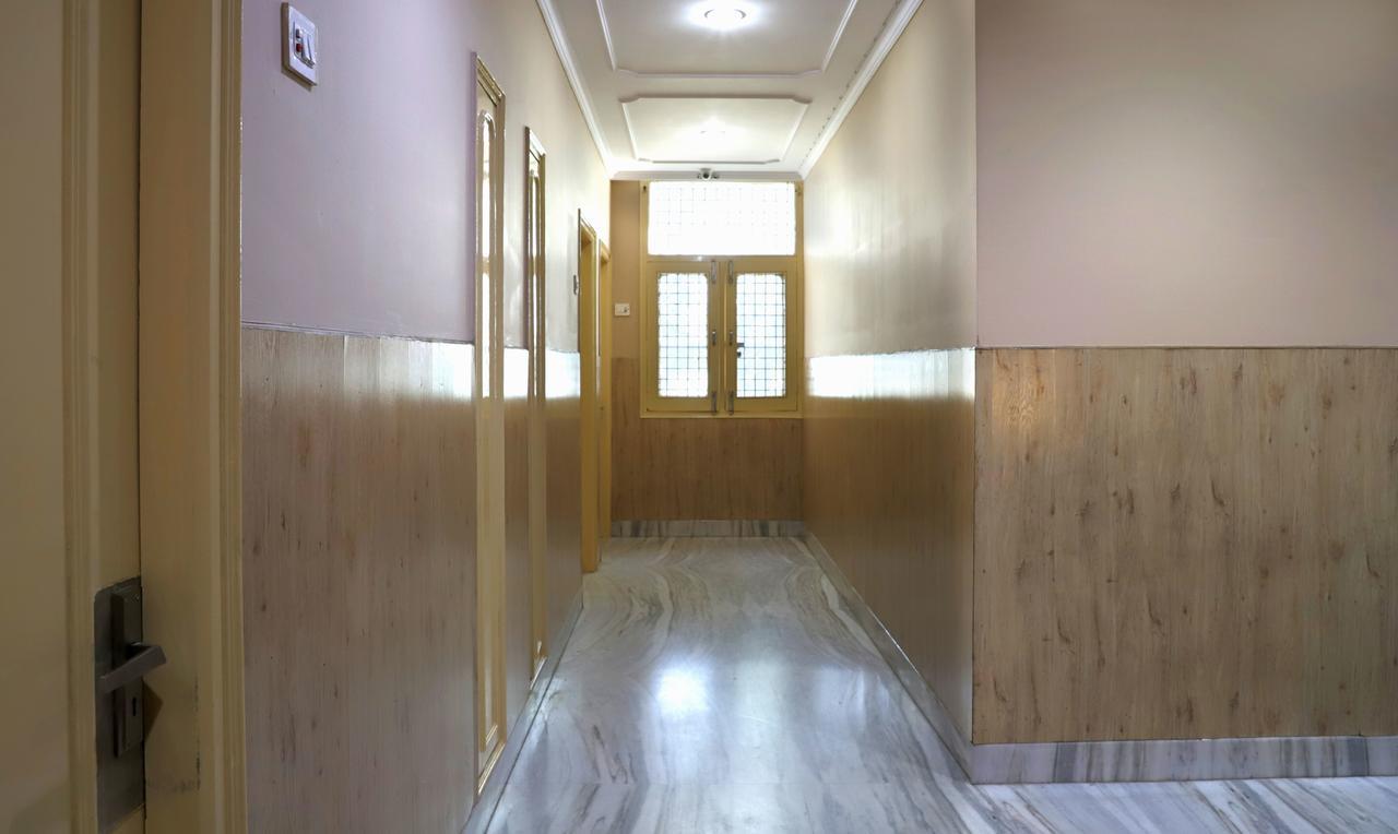 Oyo 22075 Hotel Bali Palace Катра Екстер'єр фото